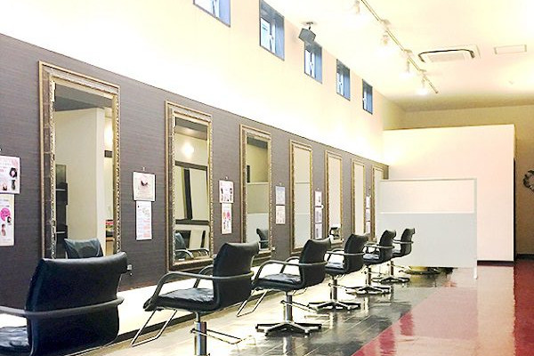 あなただけのカワイイ キレイ カッコイイがここに コワ 福岡の美容室age あなただけのカワイイ キレイ カッコイイがここに コワ 福岡の美容室age